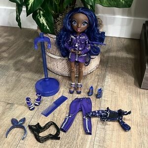 Rainbow High Krystal Bailey – Indigo Clothes Fashion Doll W accessories